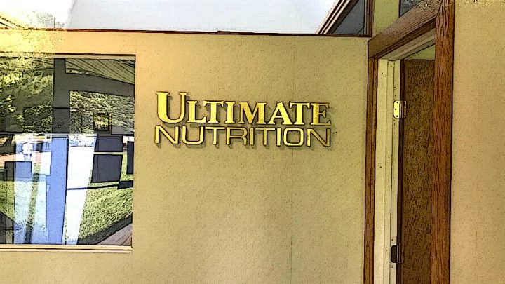 Компания Ultimate Nutrition закрывается и увольняет работников